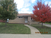 27954 Glenwood St, St Clair Shores, MI 48081 