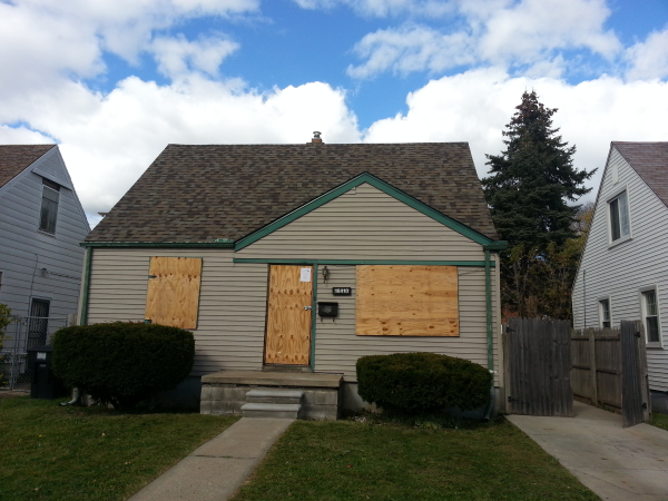 16410 W Chicago, Detroit, MI 48228 