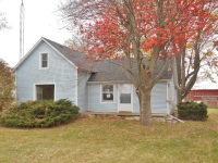 3304 Applegate Rd, Applegate, MI 48401 