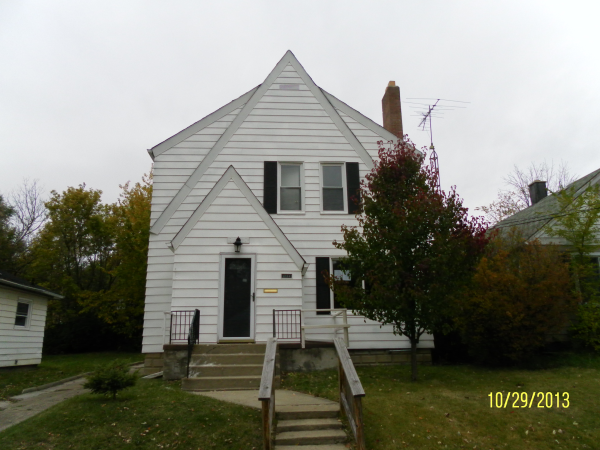 2514 Brown St, Flint, MI 48503 