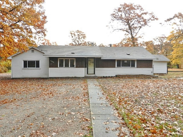 13124 144th Ave, Grand Haven, MI 49417 