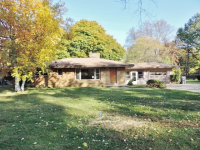205 Bradford Rd, Benton Harbor, MI 49022 