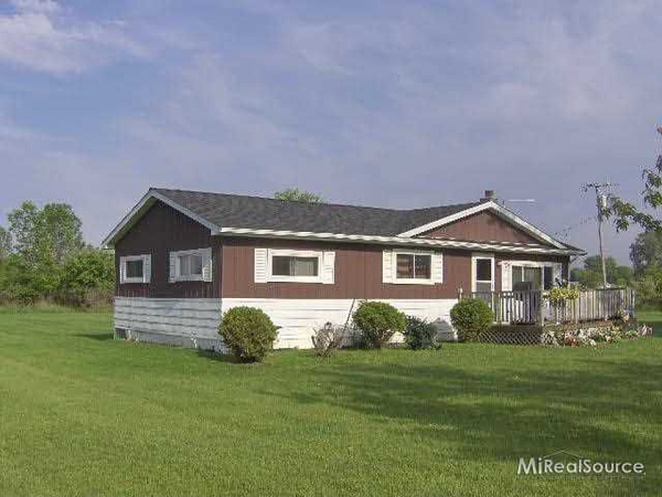 3411 Babcock, Lexington, MI 48450 