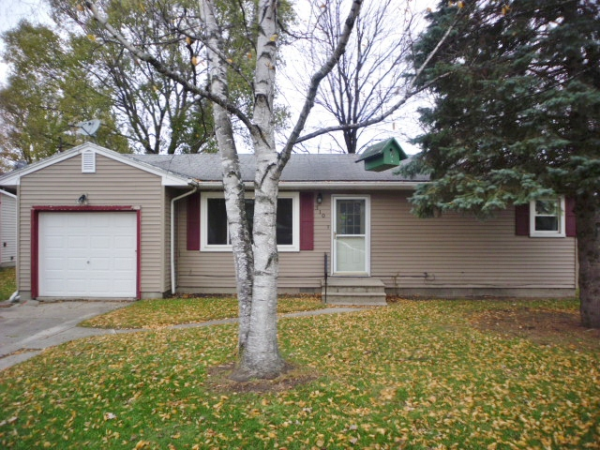 310 W Benjamin St, Linwood, MI 48634 