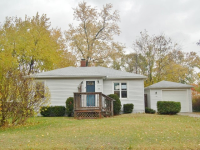 285 Clardelle Ave, Benton Harbor, MI 49022 