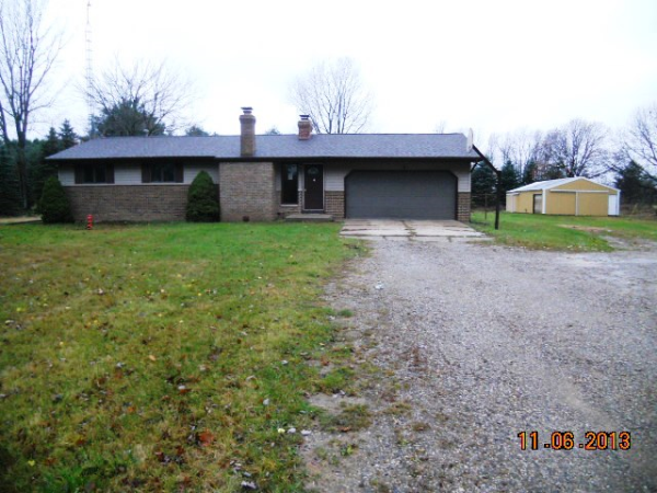 4650 Leix Rd, Mayville, MI 48744 