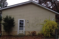 1233 Glen Ct, Wolverine Lake, MI 48390 