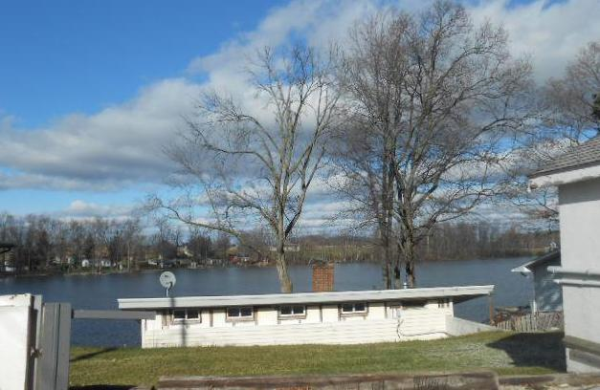 13944 Emens Dr, Hudson, MI 49247 