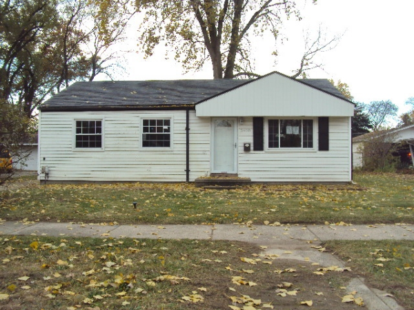3408 Stolzenfeld Ave, Warren, MI 48091 
