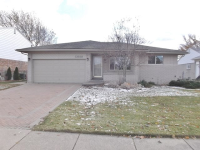 13618 Brougham Dr, Sterling Heights, MI 48312 
