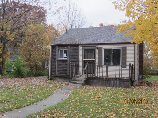 4845 University Pl, Detroit, MI 48224 