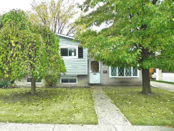 1260 Henry Ruff, Westland, MI 48186 