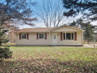 10537 Skeman Rd, Brighton, MI 48114 