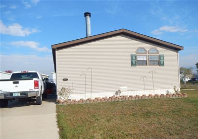 1927 Pine St., Newport, MI 48166 