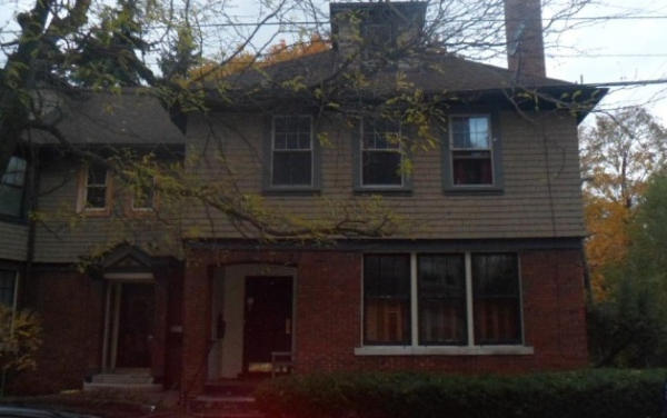 8127 Agnes St, Detroit, MI 48214 