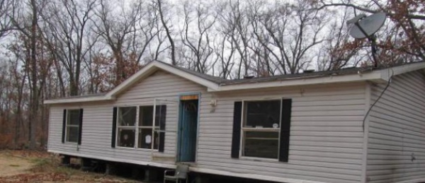 905 E Washington St, White Cloud, MI 49349 