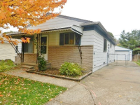 32470 Linderman Ave, Warren, MI 48093 