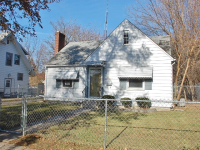 1316 Copeman Blvd, Flint, MI 48504 