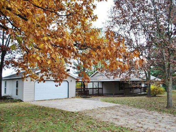 11566 N Wyman Rd, Lake, MI 48632 