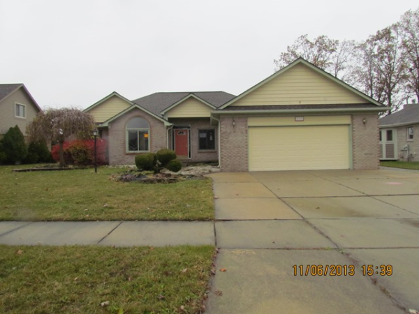 18975 Sandpiper Dr, Macomb, MI 48044 