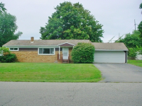 5431 Drayton Rd, Clarkston, MI 48346 