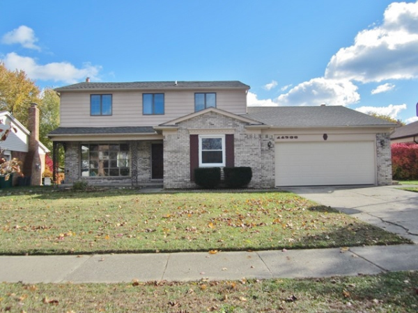 14536 Island Dr, Sterling Heights, MI 48313 
