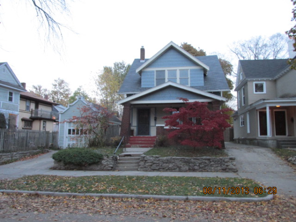 1714 Lafayette Avenue NE, Grand Rapids, MI 49505 