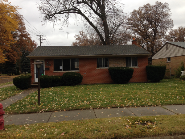 29868 Brown Ct, Garden City, MI 48135 