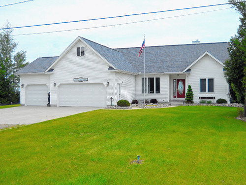 7412 N. US 23, Oscoda, MI 48750 