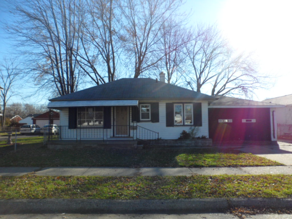 8268 Meadow Ave, Warren, MI 48089 