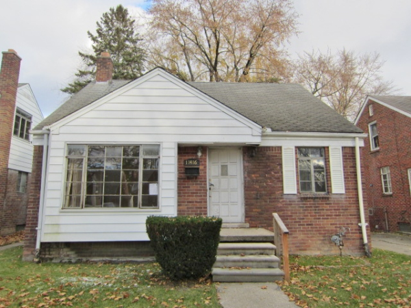 11416 Pierson St, Detroit, MI 48228 