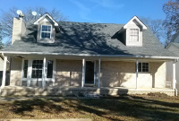 30563 Pointe Dr, Gibraltar, MI 48173 