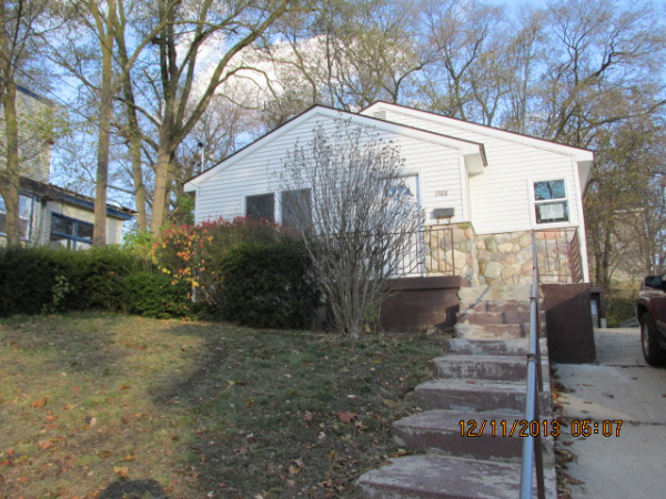 1768 Kalamazoo Ave SE, Grand Rapids, MI 49507 