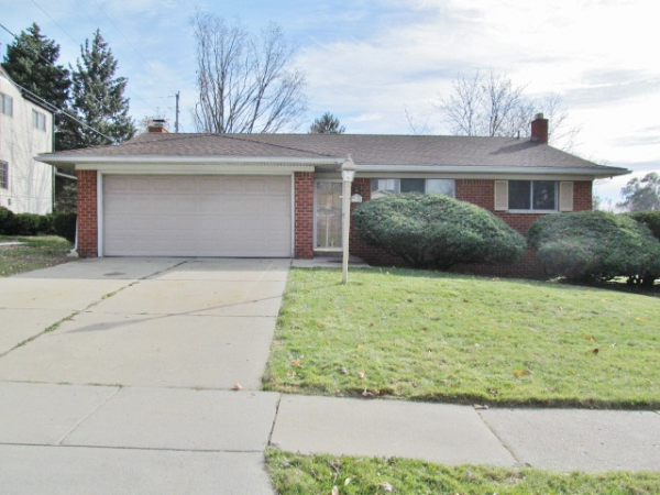 795 Binghamton Dr, Auburn Hills, MI 48326 