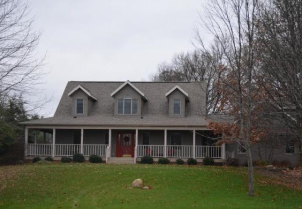 7227 Snow Ridge Ct Se, Alto, MI 49302 