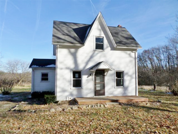 4641 Walz Rd, Jackson, MI 49201 
