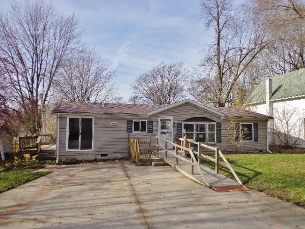 118 Euclid St, Saint Louis, MI 48880 