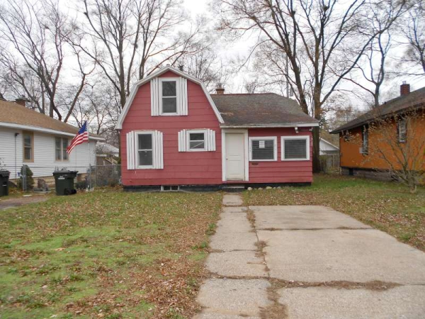 1105 Aurora Ave, Muskegon, MI 49442 