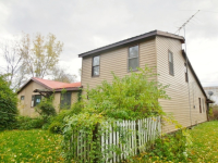 1540 E Elm Valley Rd, Buchanan, MI 49107 