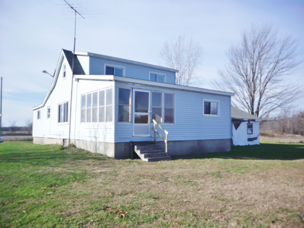 2748 W. Linwood Rd., Linwood, MI 48634 