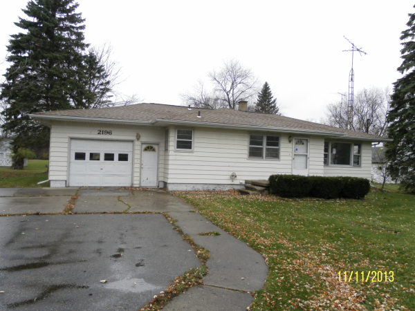 2196 Howe Rd, Burton, MI 48519 