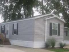 112 Arlene Ct., White Lake, MI 48386 