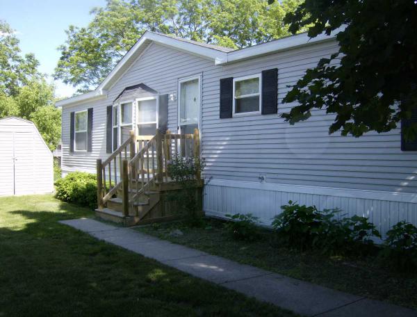 17259 Roberts Dr, Davisburg, MI 48350 