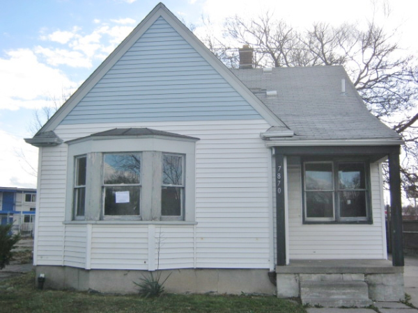 7870 E Outer Dr, Detroit, MI 48213 