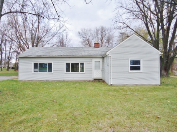 34650 Cowan Rd, Westland, MI 48185 