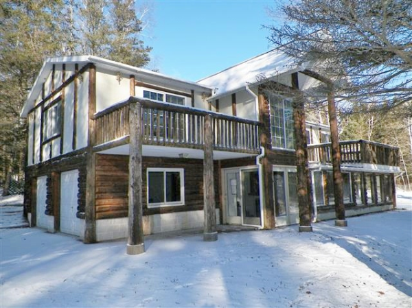 2400 W Silver Beach Rd, Cheboygan, MI 49721 