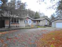 2393 West 22nd St, Fremont, MI 49412 