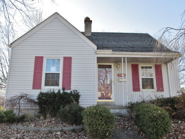 21800 Alger St, Saint Clair Shores, MI 48080 