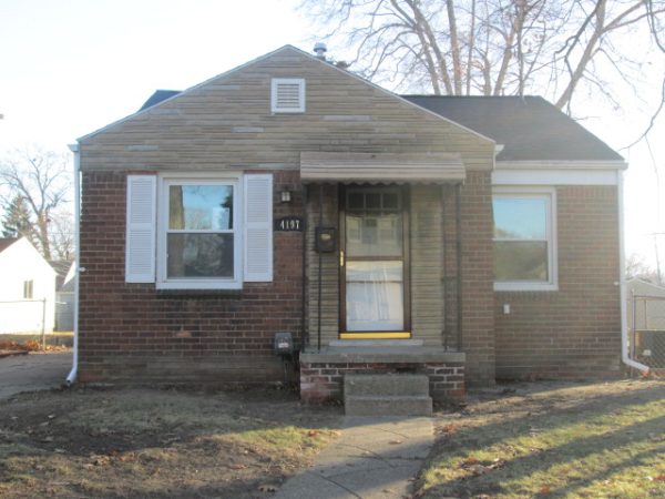 4197 Westpoint St, Dearborn Heights, MI 48125 