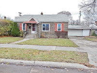 1572 University Ave, Lincoln Park, MI 48146 